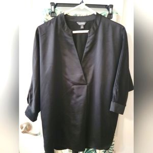 Black pullover top. NWOT